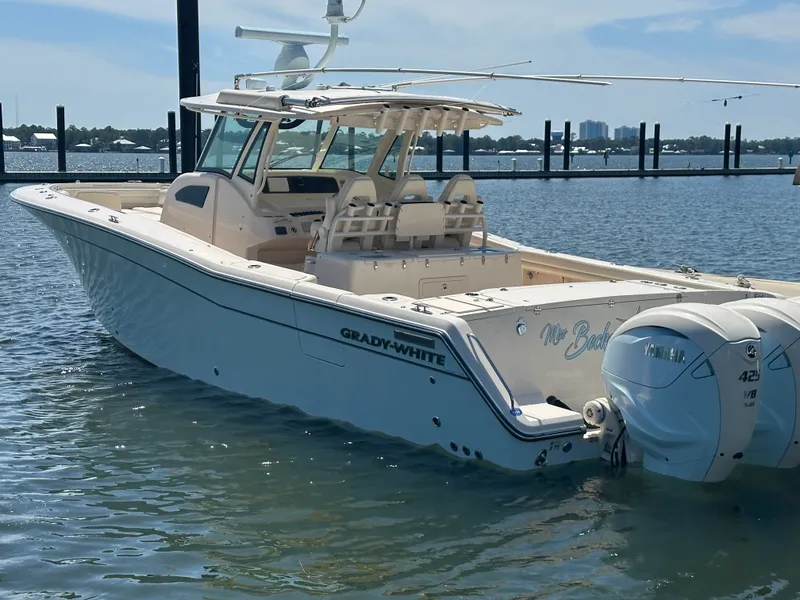 Slide: The Image of Grady-White 376 CANYON 2021 - 0