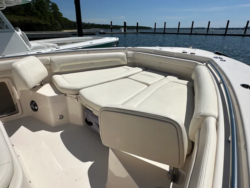 Slide: The Image of Grady-White 376 CANYON 2021 - 44