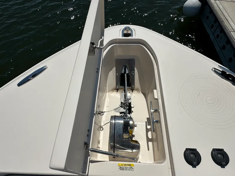 Slide: The Image of Grady-White 376 CANYON 2021 - 45