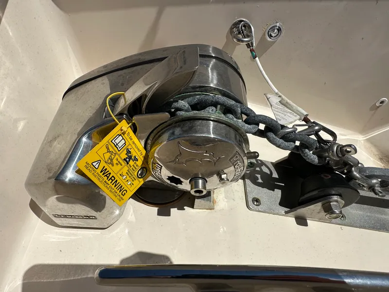 Slide: The Image of Grady-White 376 CANYON 2021 - 46