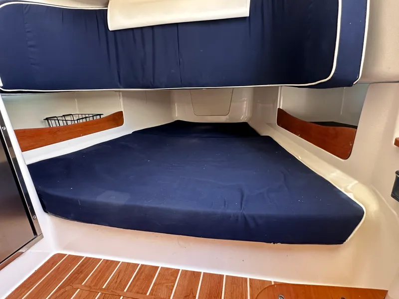 Slide: The Image of Grady-White 376 CANYON 2021 - 58