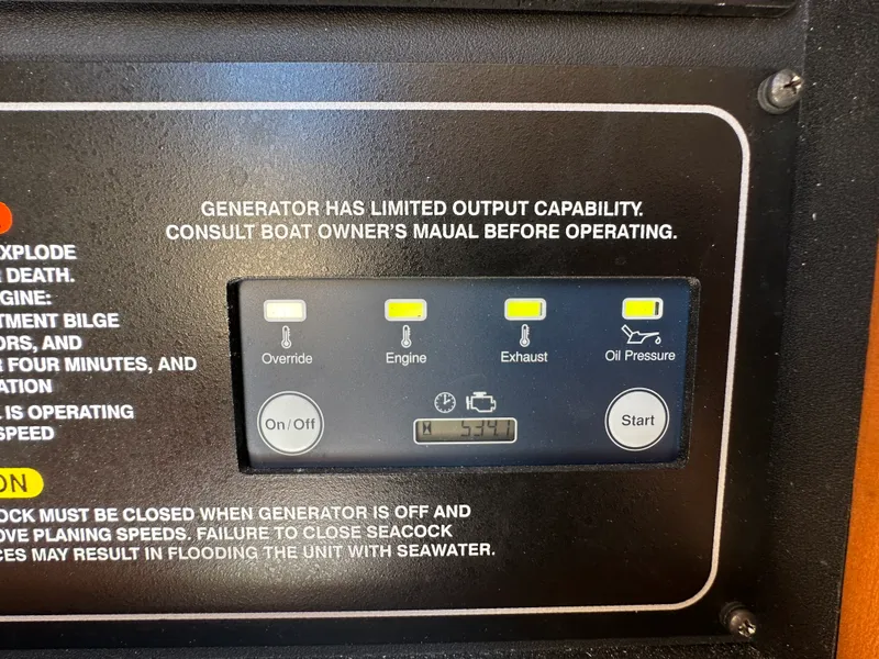 Slide: The Image of Grady-White 376 CANYON 2021 - 65