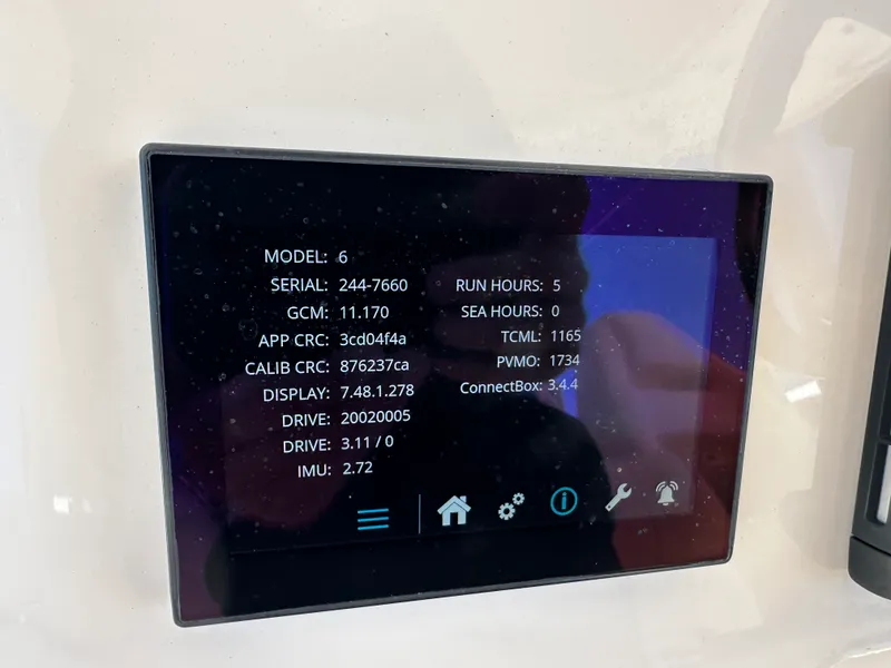 Slide: The Image of Grady-White 376 CANYON 2021 - 76