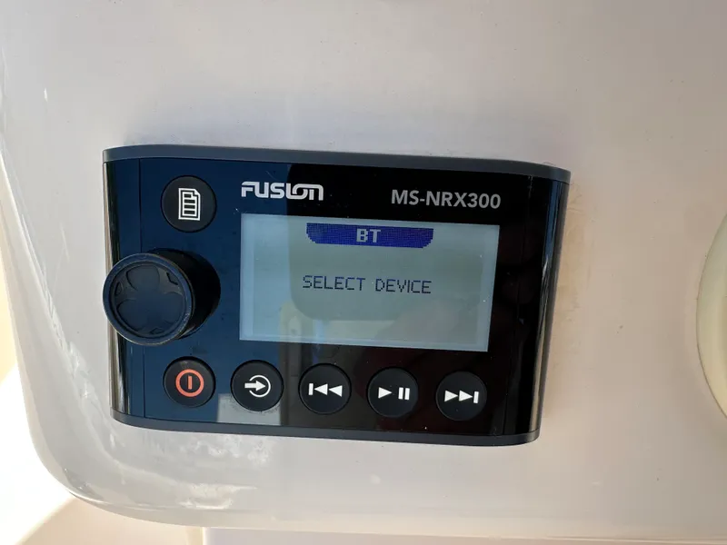 Slide: The Image of Grady-White 376 CANYON 2021 - 78