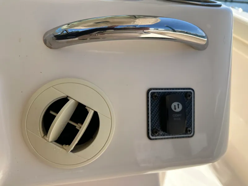 Slide: The Image of Grady-White 376 CANYON 2021 - 83