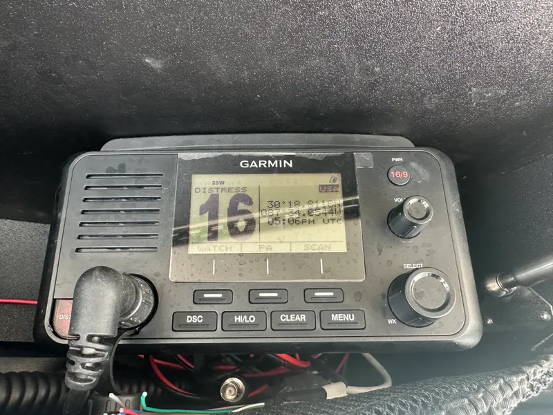 Slide: The Image of Grady-White 376 CANYON 2021 - 95