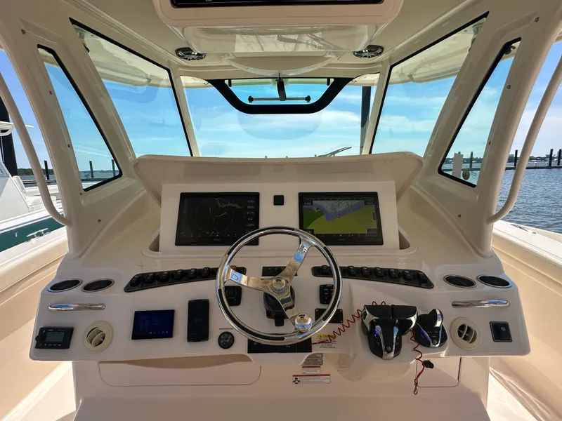 Slide: The Image of Grady-White 376 CANYON 2021 - 97