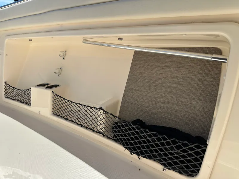 Slide: The Image of Grady-White 376 CANYON 2021 - 99