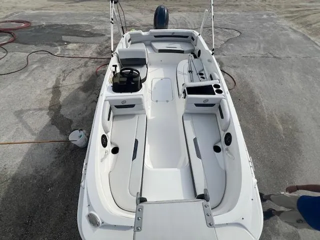 Slide: The Image of 2020 Hurricane SunDeck Sport 185 OB boat, top view, white interior, spacious seating. - 11