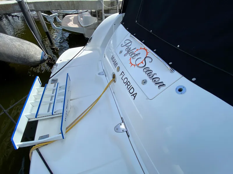 Slide: The Image of 2006 Sea Ray Sundancer 44 docked in Miami, Florida. - 7