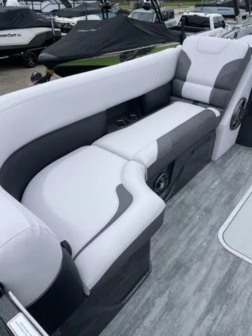 Slide: The Image of Crest Caribbean RS 230 SLRC CP3 2023 - 12