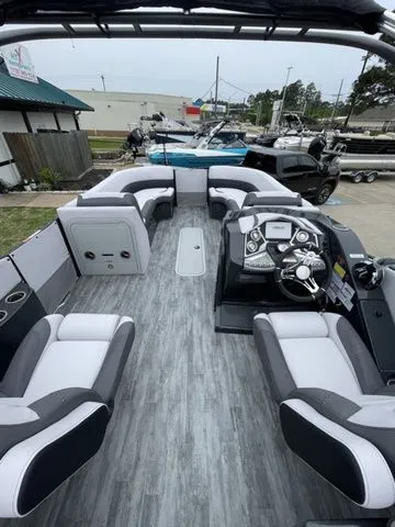 Slide: The Image of Crest Caribbean RS 230 SLRC CP3 2023 - 19