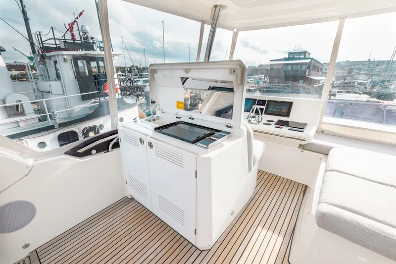 Slide: The Image of 2020 Prestige Yachts 590 Fly - 13