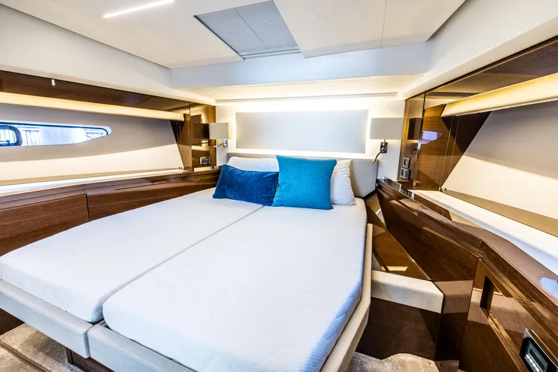 Slide: The Image of 2020 Prestige Yachts 590 Fly - 21