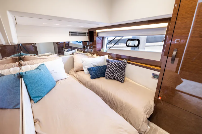 Slide: The Image of 2020 Prestige Yachts 590 Fly - 25