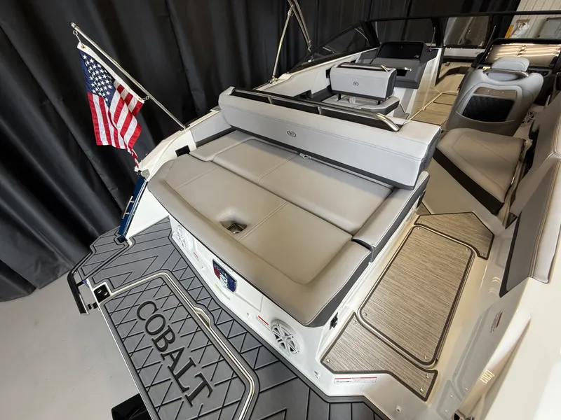 Slide: The Image of Cobalt R4 2026 - 18