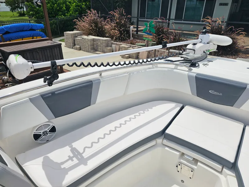 Slide: The Image of Robalo R272 2020 - 58