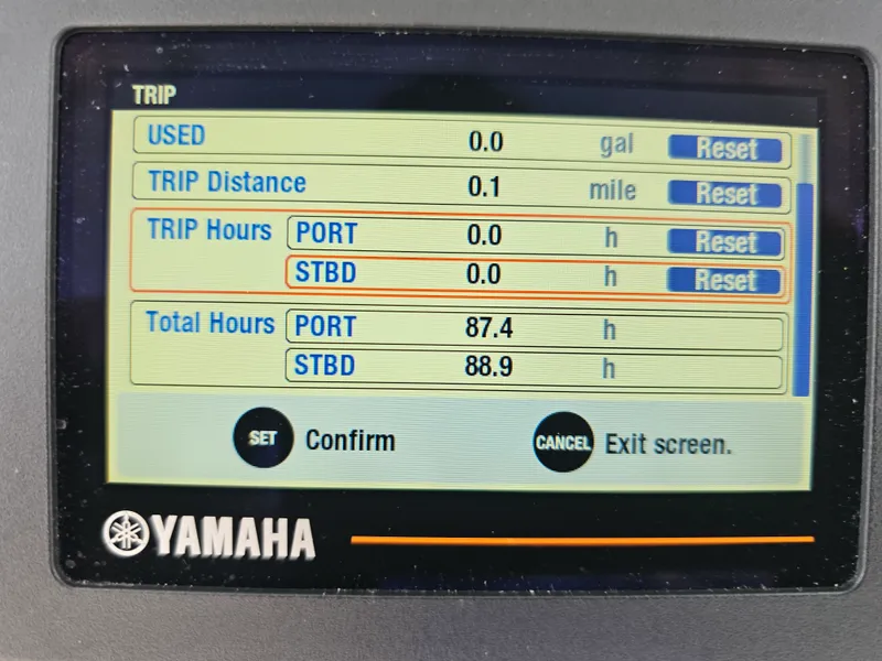 Slide: The Image of Robalo R272 2020 - 9