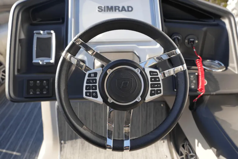 Slide: The Image of Premier 250 Intrigue 2023 - 20
