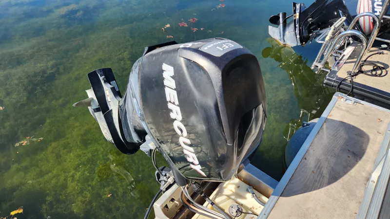 Slide: The Image of Crest 220 WAVE V 2013 - 10