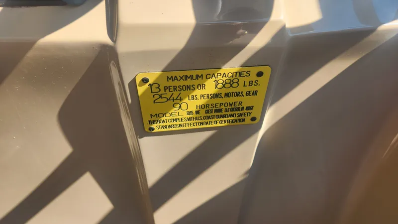 Slide: The Image of Crest 220 WAVE V 2013 - 18