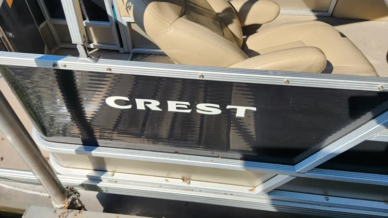 Slide: The Image of Crest 220 WAVE V 2013 - 6