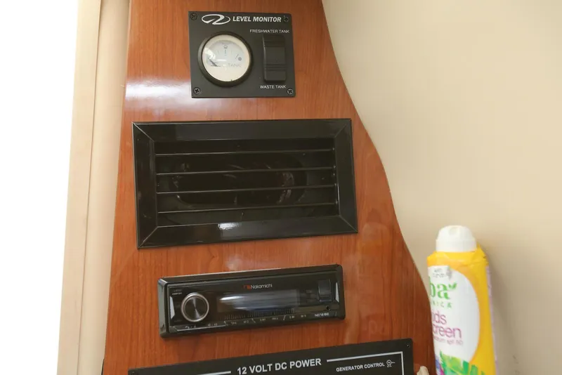 Slide: The Image of Regal Commodore 2665 2005 - 58