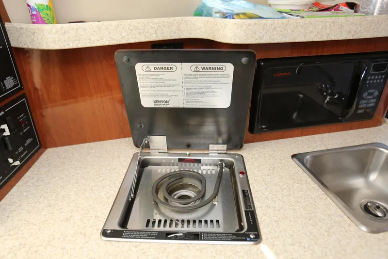 Slide: The Image of Regal Commodore 2665 2005 - 59