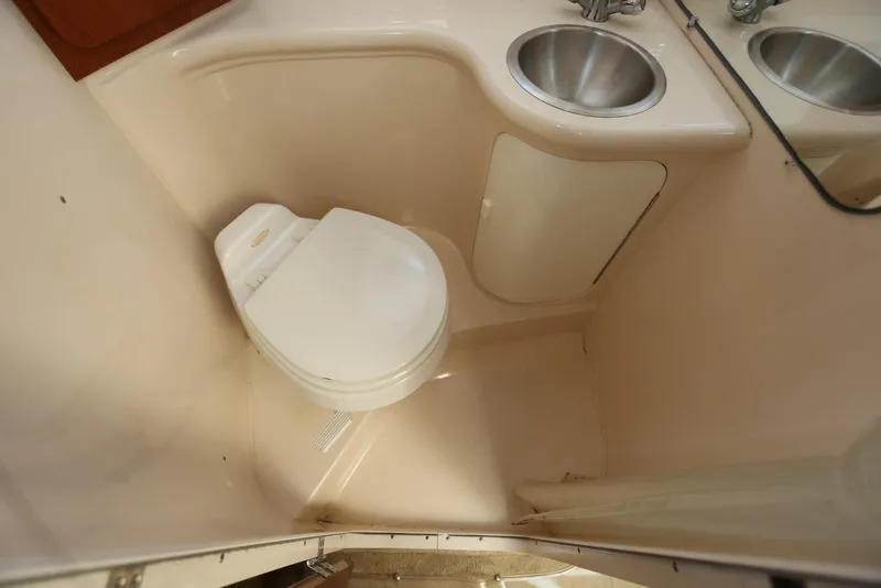 Slide: The Image of Regal Commodore 2665 2005 - 70