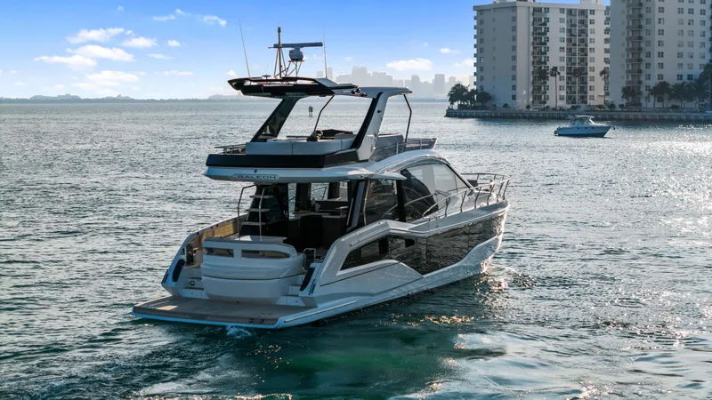 Slide: The Image of Galeon 50 FLY 2025 - 3