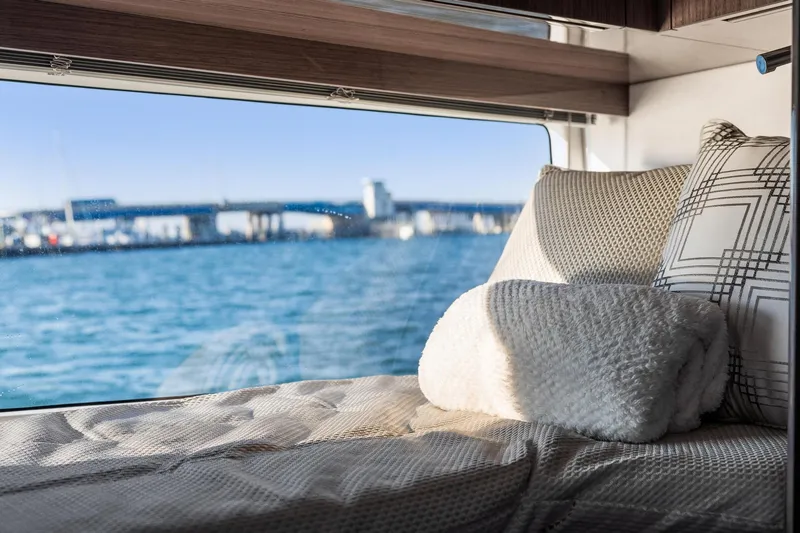 Slide: The Image of Galeon 50 FLY 2025 - 46