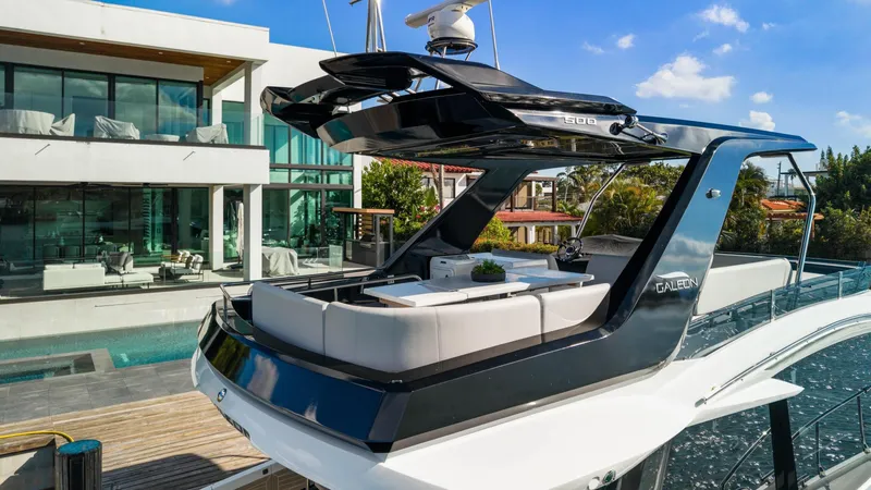 Slide: The Image of Galeon 50 FLY 2025 - 54