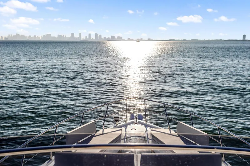 Slide: The Image of Galeon 50 FLY 2025 - 55