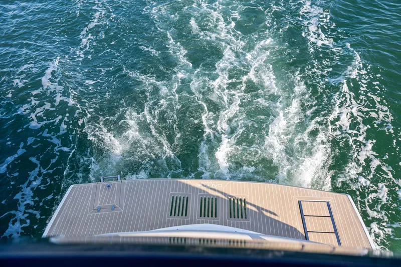 Slide: The Image of Galeon 50 FLY 2025 - 56