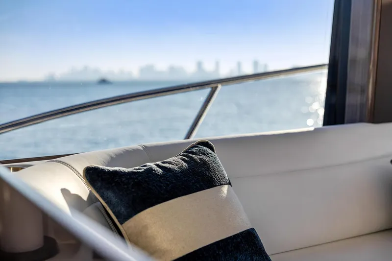 Slide: The Image of Galeon 50 FLY 2025 - 59