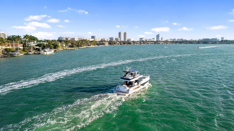 Slide: The Image of Galeon 50 FLY 2025 - 83