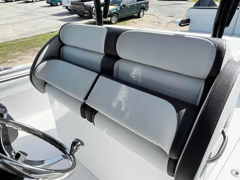 Slide: The Image of Nor-Tech 392 Super Fish 2023 - 5