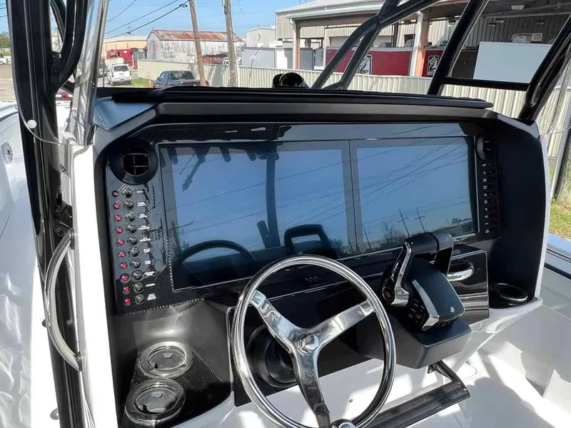 Slide: The Image of Nor-Tech 392 Super Fish 2023 - 7