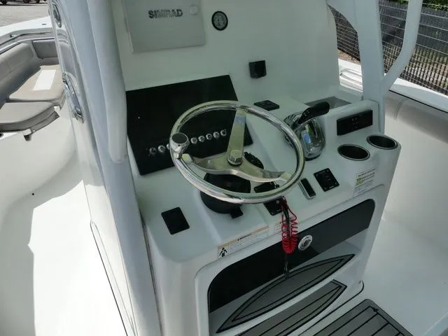Slide: The Image of Sea Pro 239 2019 - 11