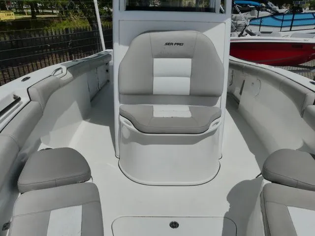 Slide: The Image of Sea Pro 239 2019 - 16