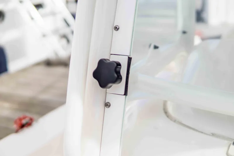 Slide: The Image of Everglades 230 Center Console 2014 - 24