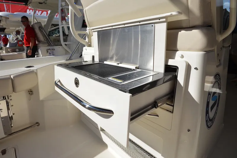 Slide: The Image of 2022-Boston-Whaler-325-Conquest-MarineMax-Ocean-View - 15