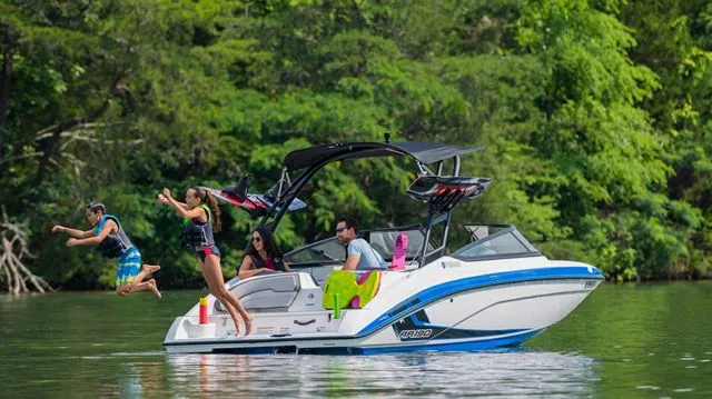 Slide: The Image of Yamaha 190 AR 2025 - 5