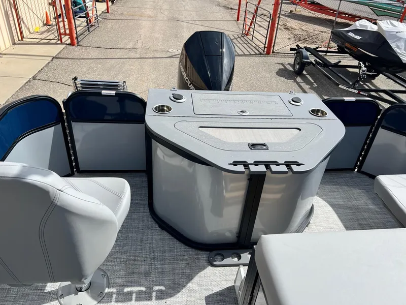 Slide: The Image of Fishing console - 10