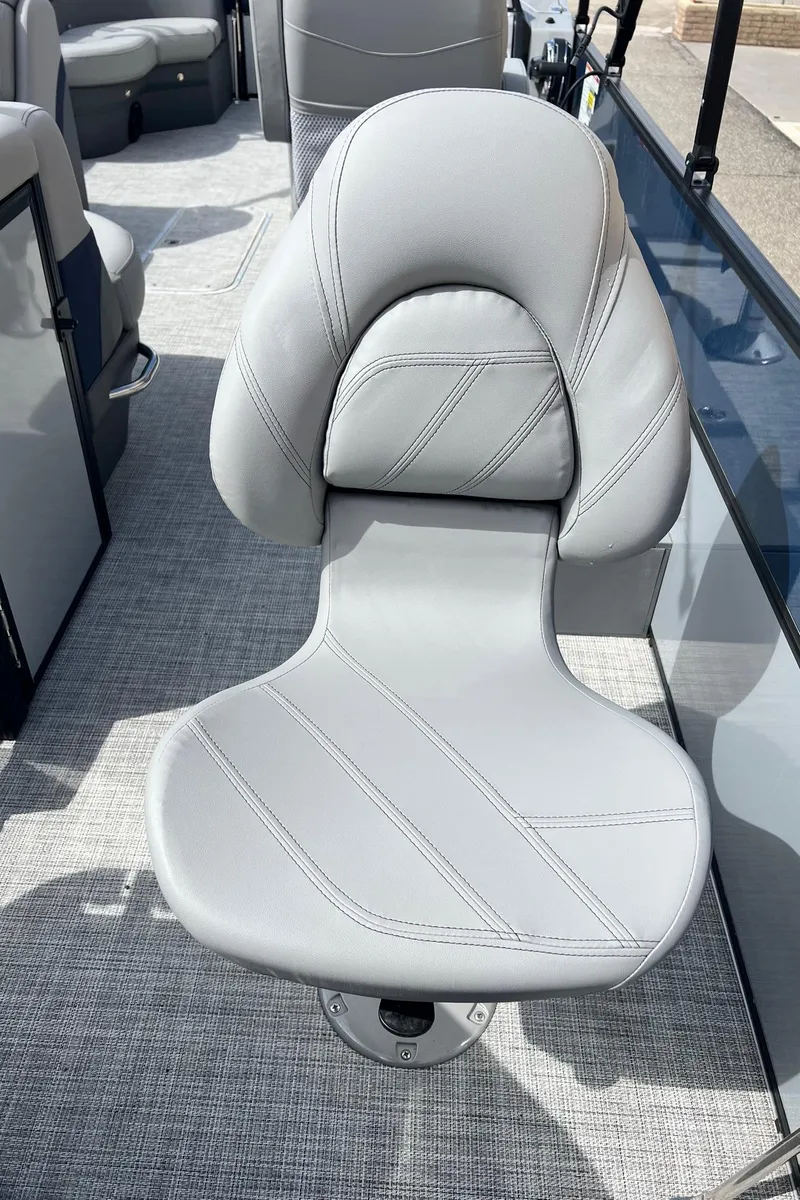 Slide: The Image of Fishing seat - 17