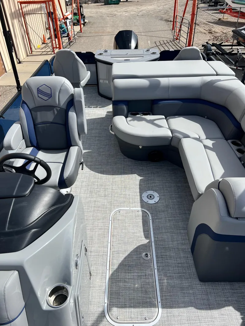 Slide: The Image of Storage in the floor - 8