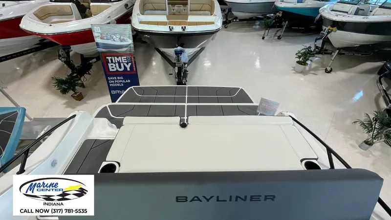Slide: The Image of Bayliner D20I 2025 - 11