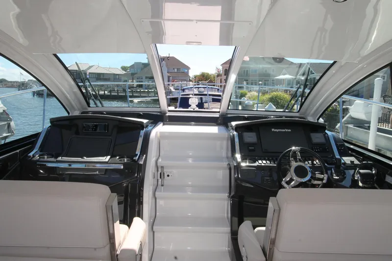 Slide: The Image of 2017-Monterey-360-Sport-Coupe-MarineMax-Brick - 19