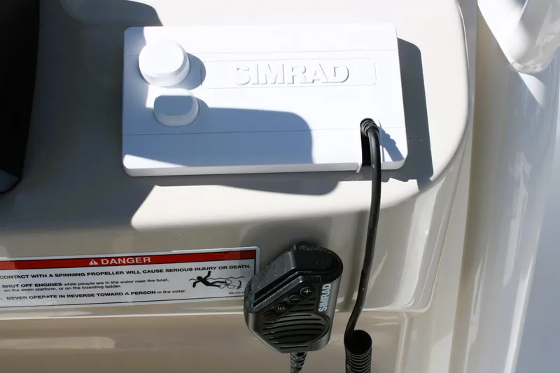 Slide: The Image of Boston Whaler 210 Montauk 2026 - 23