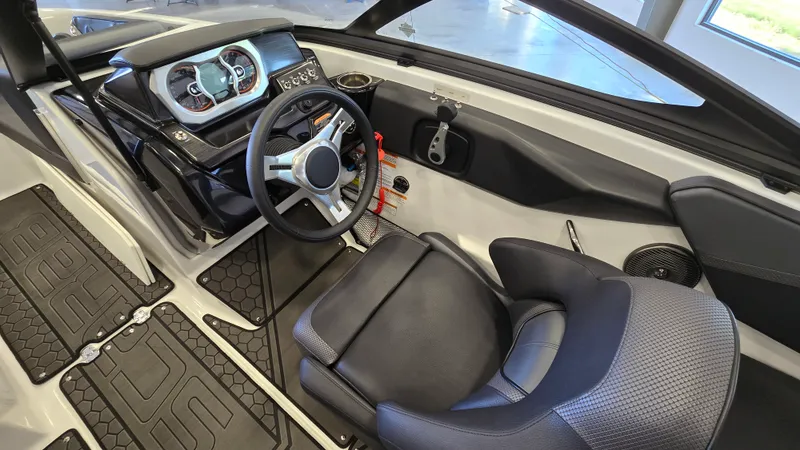 Slide: The Image of Scarab 195ID IMPULSE 2023 - 9